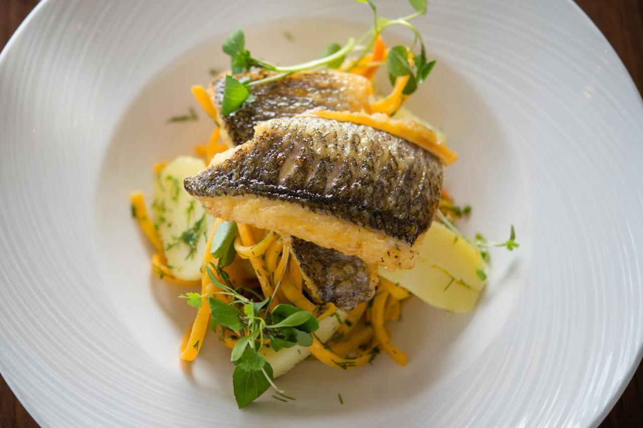 Lakeside Park Hotel&Spa Fishbourne  Eksteriør bilde