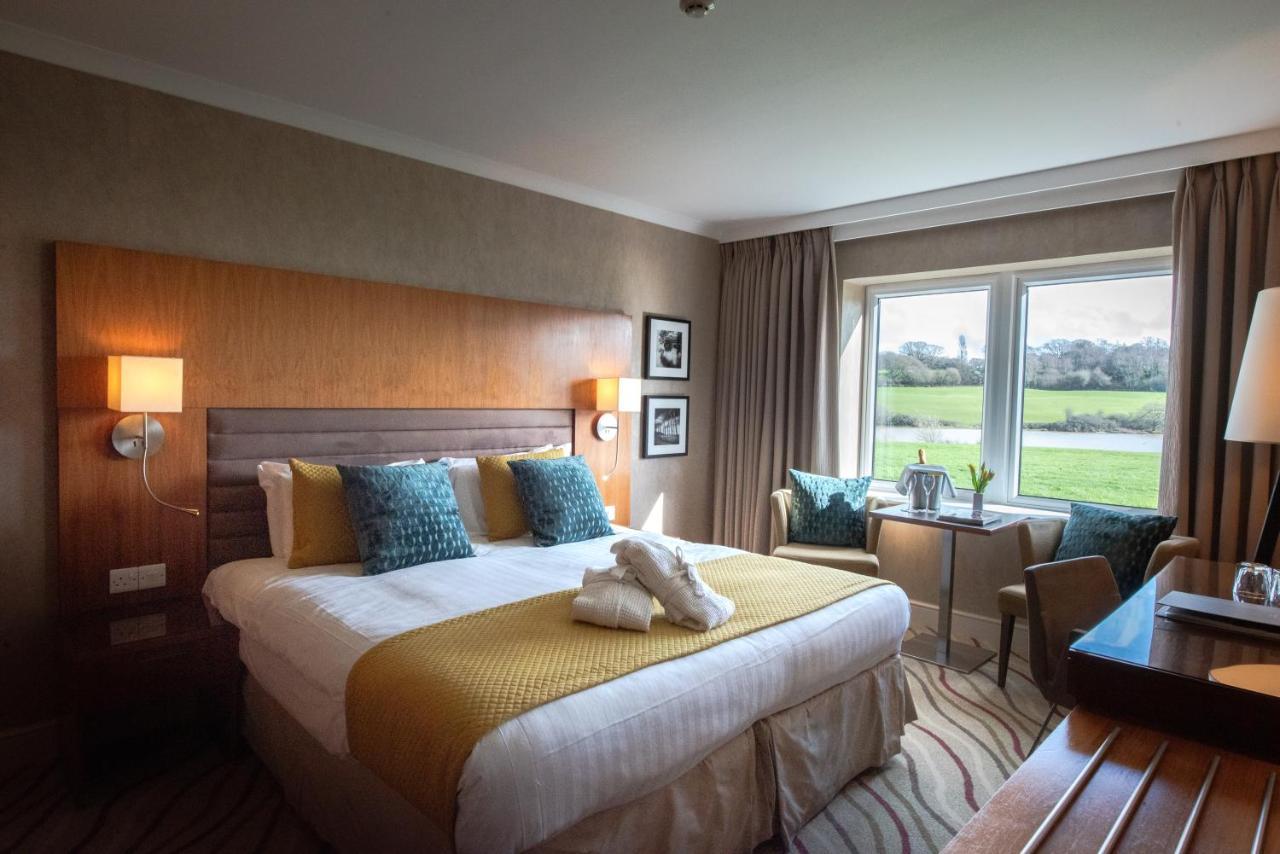 Lakeside Park Hotel&Spa Fishbourne  Eksteriør bilde