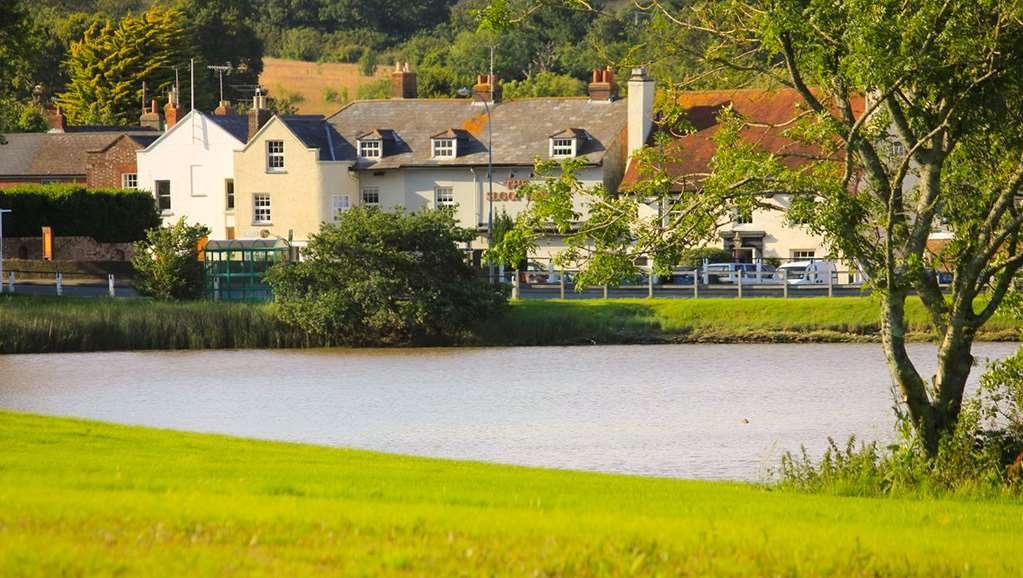 Lakeside Park Hotel&Spa Fishbourne  Eksteriør bilde