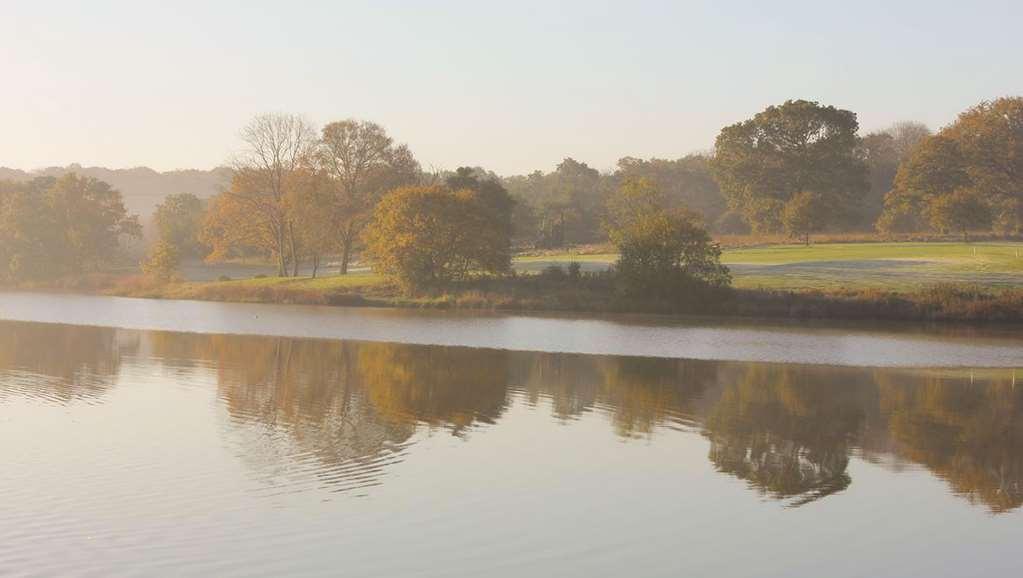Lakeside Park Hotel&Spa Fishbourne  Eksteriør bilde